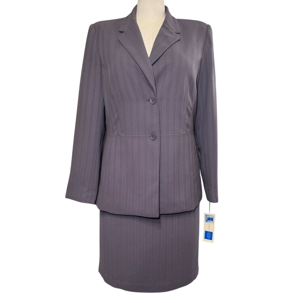 Vintage Covington Grey Pinstriped Suit - Blazer Size 18 & Skirt Size 16 NWT